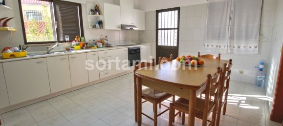 6 bedrooms House in Quarteira, Portugal No. 107305 4