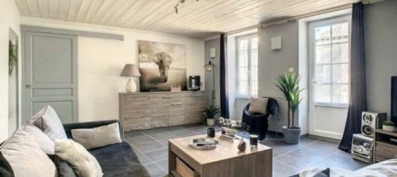 3 bedrooms House in Sainte-Hermine, France No. 289364 2