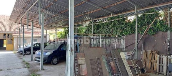 2غرفة مستودع في Turin, Italy رقم 129412 8