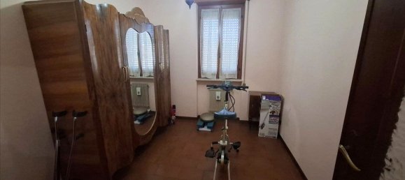 4 bedrooms Apartment in Cadeo, Italy No. 358387 11