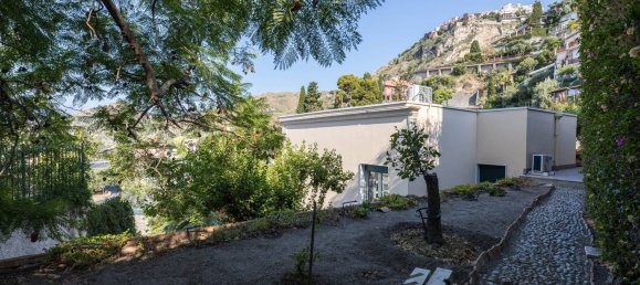 10 bedrooms Villa in Taormina, Italy No. 312721 30