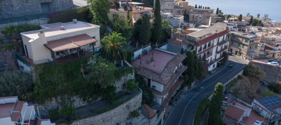 10 bedrooms Villa in Taormina, Italy No. 312721 8