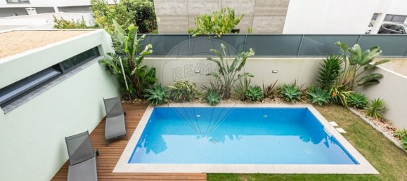 3 bedrooms Villa in Cascais, Portugal No. 168465 37