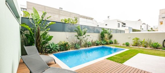 3 bedrooms Villa in Cascais, Portugal No. 168465 38