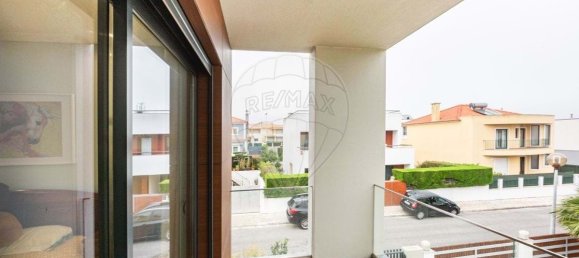 3 bedrooms Villa in Cascais, Portugal No. 168465 32