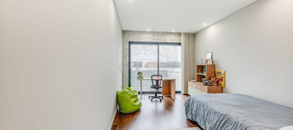 3 bedrooms Villa in Cascais, Portugal No. 168465 33