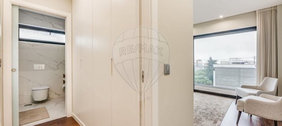 3 bedrooms Villa in Cascais, Portugal No. 168465 26