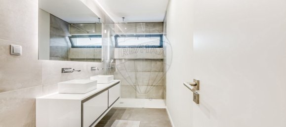 3 bedrooms Villa in Cascais, Portugal No. 168465 36