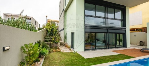 3 bedrooms Villa in Cascais, Portugal No. 168465 41