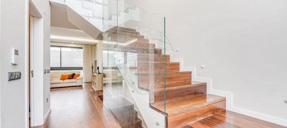 3 bedrooms Villa in Cascais, Portugal No. 168465 15