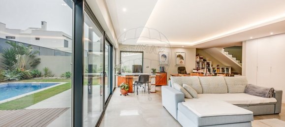 3 bedrooms Villa in Cascais, Portugal No. 168465 21