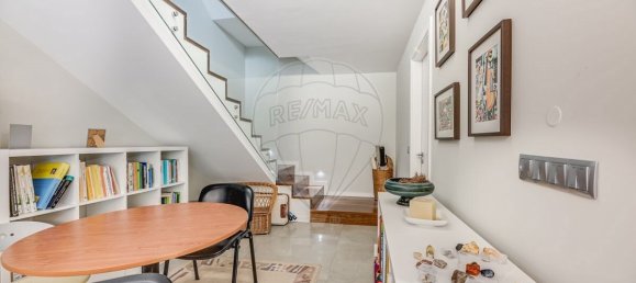 3 bedrooms Villa in Cascais, Portugal No. 168465 23