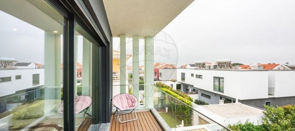 3 bedrooms Villa in Cascais, Portugal No. 168465 29