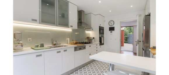 4 Schlafzimmer Villa in Cascais, Portugal, Nr. 106173 22