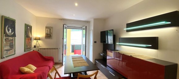 Apartamento de 2 dormitorios en Trieste, Italy No. 325412 2