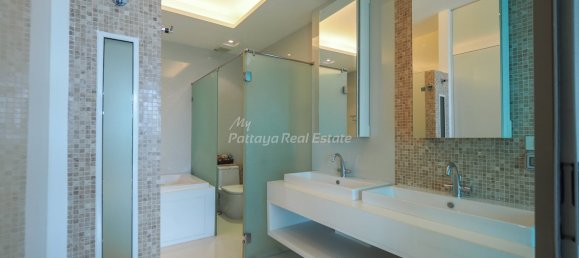 2 bedrooms Condo in Pattaya, Thailand No. 8754 3