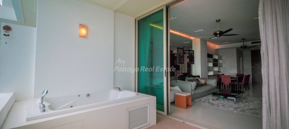 2 bedrooms Condo in Pattaya, Thailand No. 8754 16