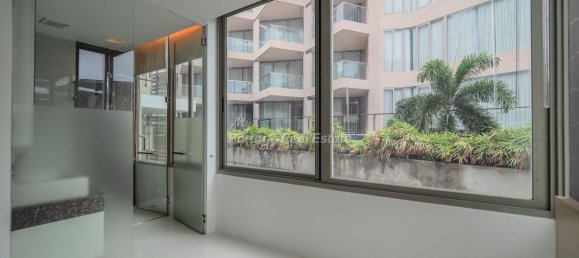 2 bedrooms Condo in Pattaya, Thailand No. 8754 11