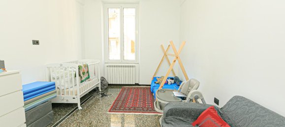 7 rooms Apartment in Genoa, Italy No. 15246 17