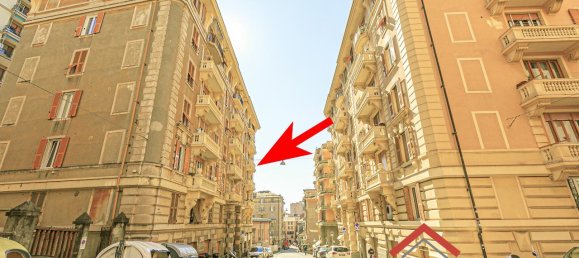 7 rooms Apartment in Genoa, Italy No. 15246 48