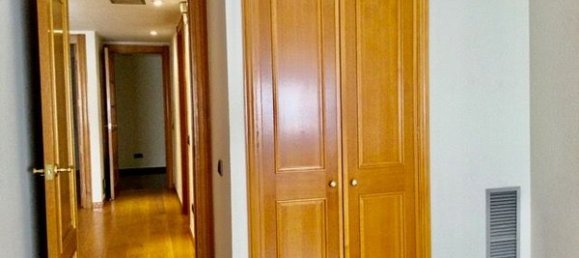 5 Schlafzimmer Wohnung in Valencia, Spain, Nr. 102029 32