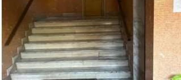 5 rooms Apartment in Naples, Italy No. 370492 3