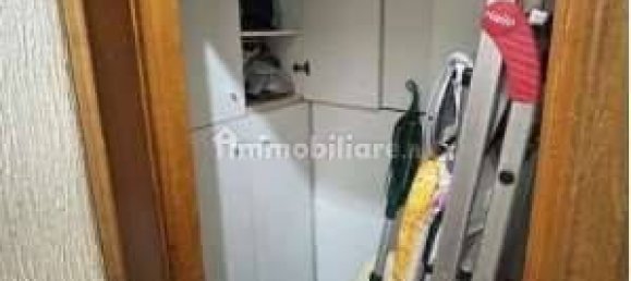 5 rooms Apartment in Naples, Italy No. 370492 17