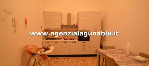 3-salle Appartement à Mazara del Vallo, Italy No. 85473 2