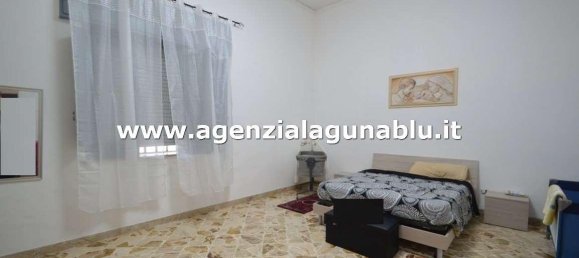 3-salle Appartement à Mazara del Vallo, Italy No. 85473 8
