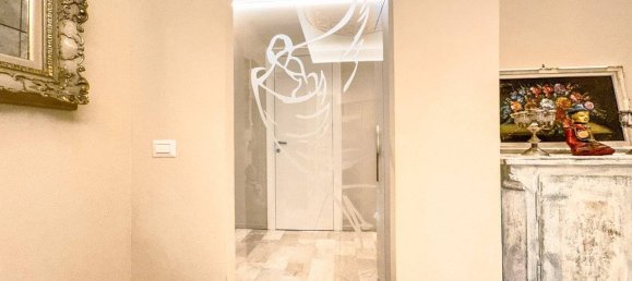 Apartamento de 2 dormitorios en Borgosesia, Italy No. 294139 11