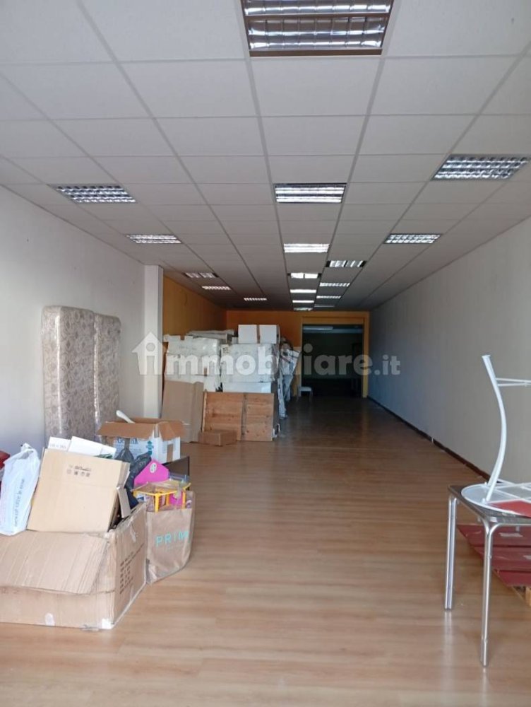 2-salle Propriété commerciale à Vibo Valentia, Italy No. 147254