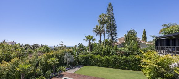 Villa de 5 dormitorios en Marbella, Spain No. 41201 32