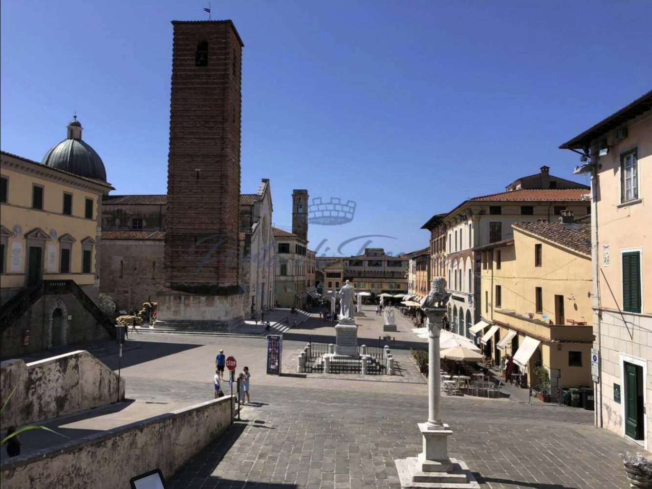 3 bedrooms Villa in Pietrasanta, Italy No. 192915