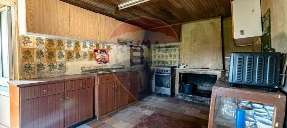 3 bedrooms House in Miranda do Corvo, Portugal No. 31285 9