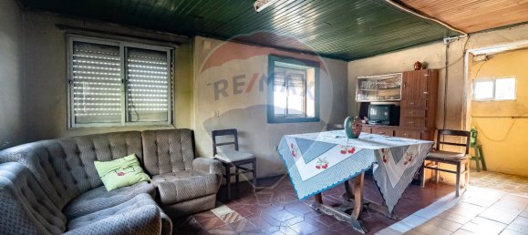 3 bedrooms House in Miranda do Corvo, Portugal No. 31285 14