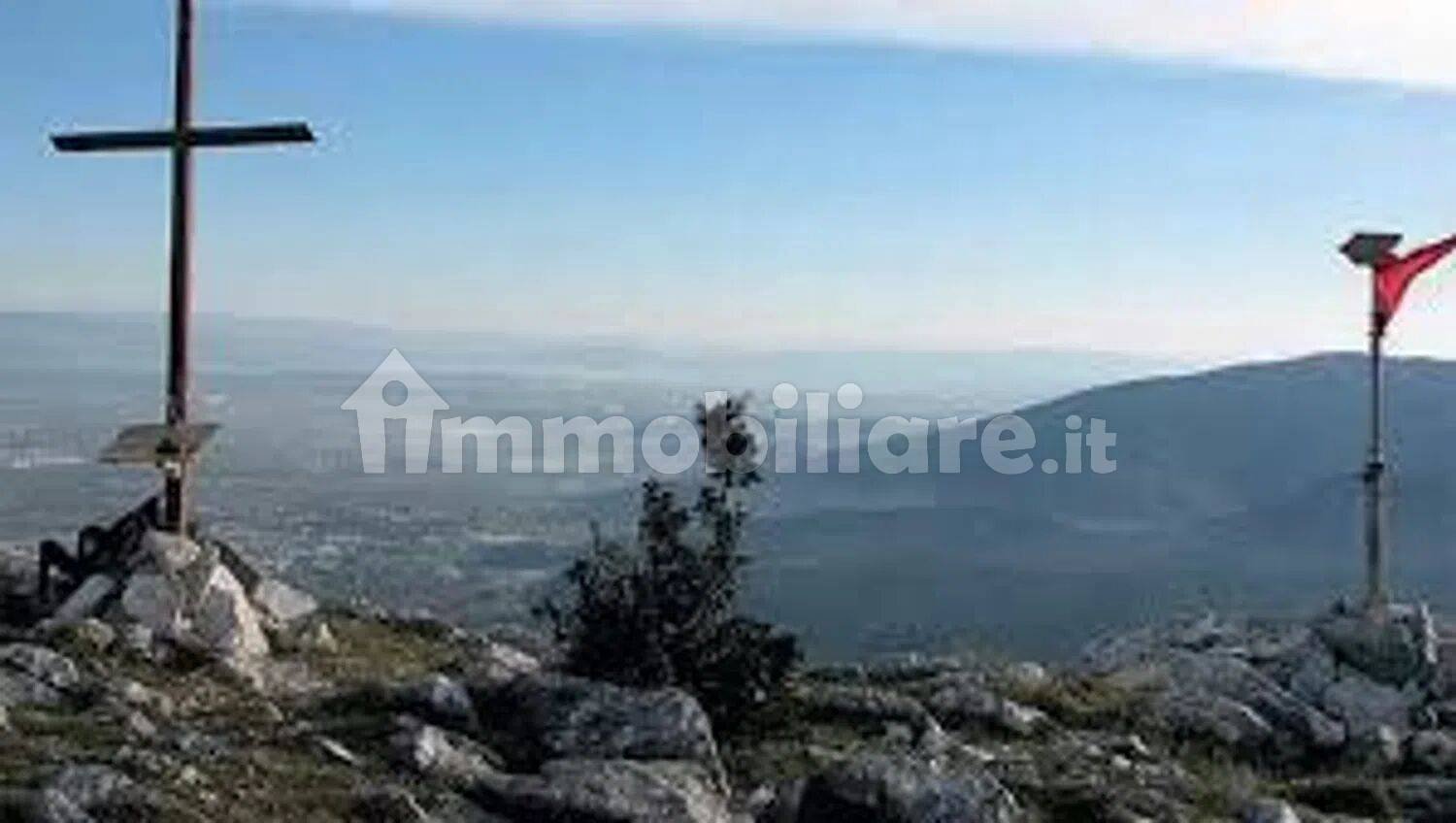 5190m² Land in Lucca, Italy No. 334953