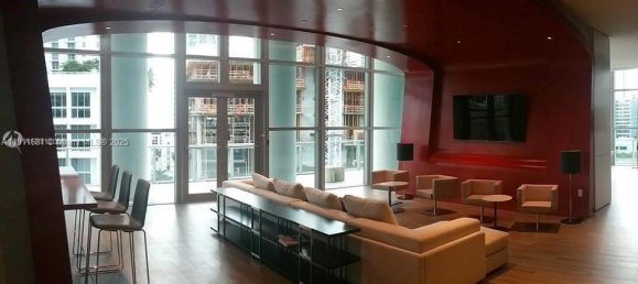 2 dormitorios propiedad comercial en venta en Miami, Miami-Dade, Florida, USA № 614249 17