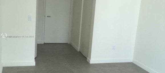 2 dormitorios propiedad comercial en venta en Miami, Miami-Dade, Florida, USA № 614249 10