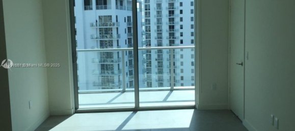 2 dormitorios propiedad comercial en venta en Miami, Miami-Dade, Florida, USA № 614249 11