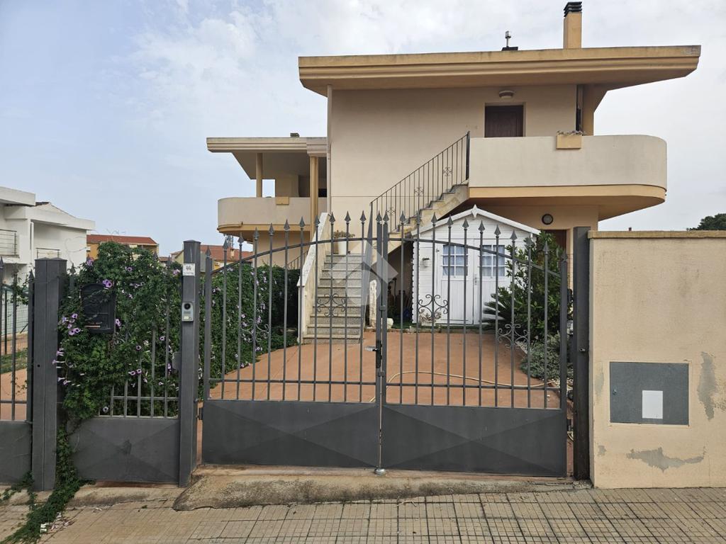 Apartamento T2 em Capoterra, Italy N.º 322168