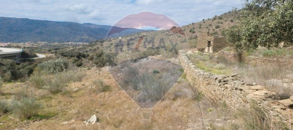 1070800m² Land in Torre de Moncorvo, Portugal No. 88199 16