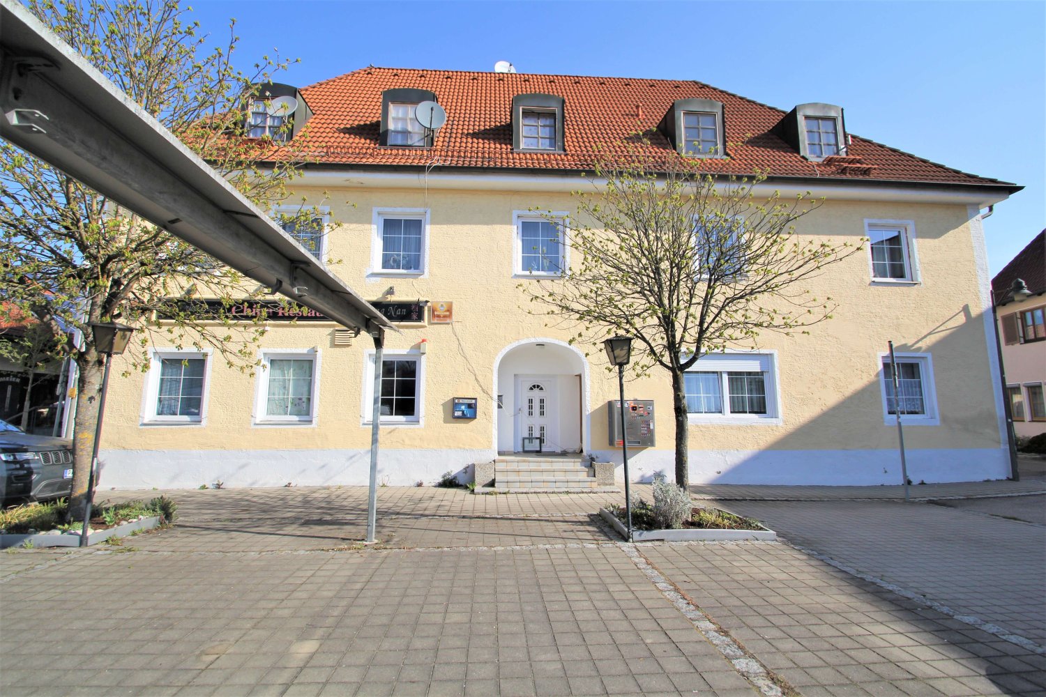 578m² Building in Pfaffenhofen an der Ilm, Germany No. 206840