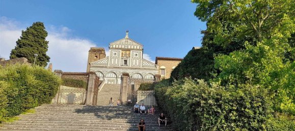 100m² Commercial property in Florence, Italy No. 39779 18