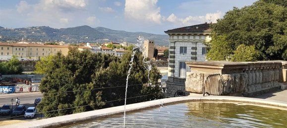 100m² Commercial property in Florence, Italy No. 39779 43