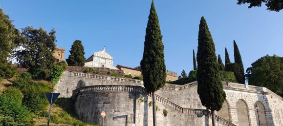 100m² Commercial property in Florence, Italy No. 39779 11