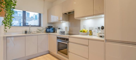 1 bedroom Apartment in London, United Kingdom No. 10756 4