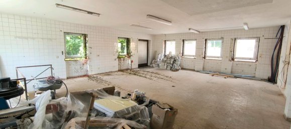 200m² Commercial property in Rottal-Inn, Germany No. 231024 2