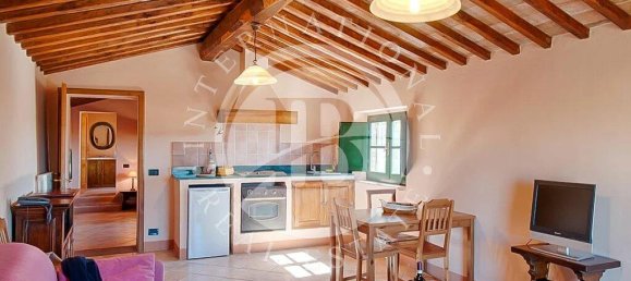 11 bedrooms Villa in Casole d'Elsa, Italy No. 195266 16