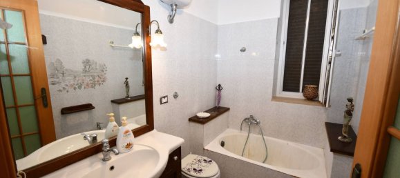 6 bedrooms Villa in Martina Franca, Italy No. 329995 10