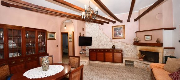 6 bedrooms Villa in Martina Franca, Italy No. 329995 3